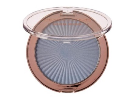 REVOLUTION ILLUMINANTE SKIN KISS